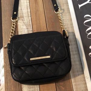 Isaac Mizrahi quilted crossbody bag